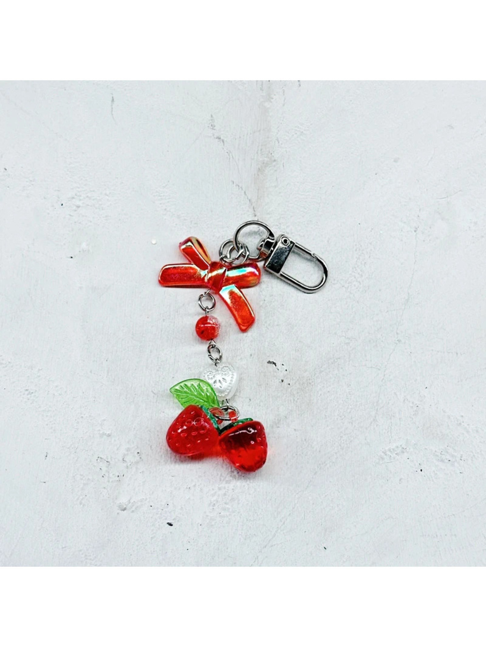 3159gc. Plastic Strawberry Keychain